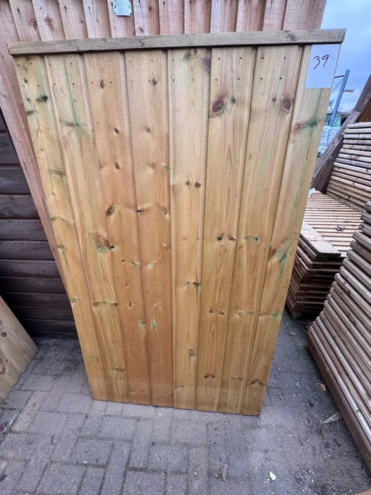 39 Chart Shiplap Single Sided Garden Gate 1007m Wide x 1700mm High Clearance