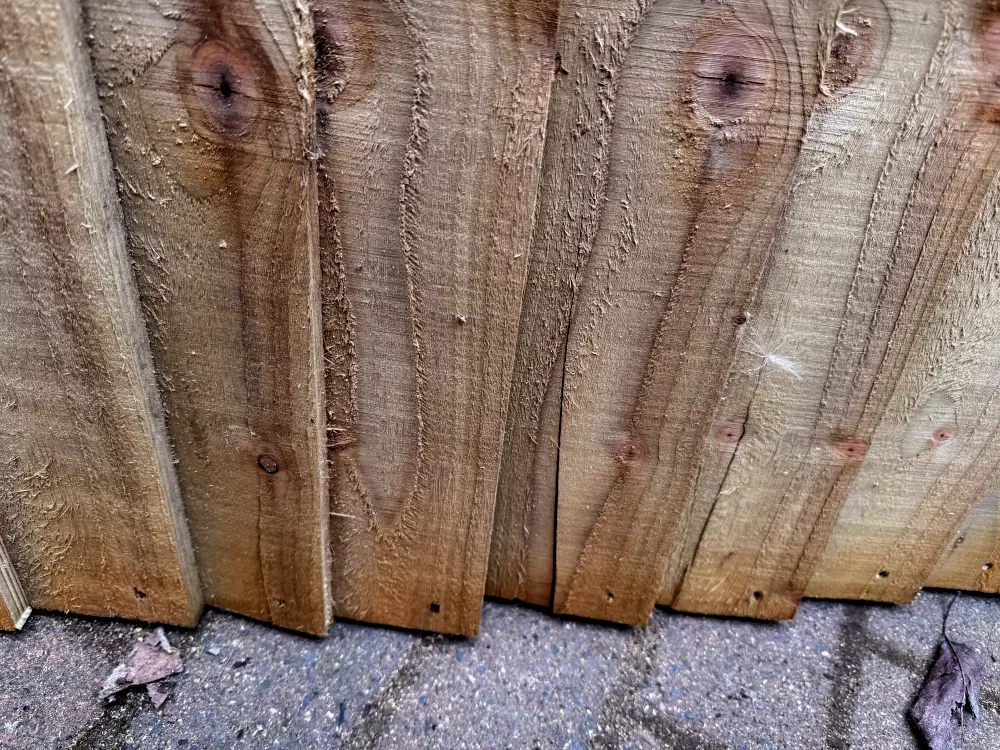 36 Featheredge Close Boarded Fence Panel 1824mm Wide x 900mm High Clearance