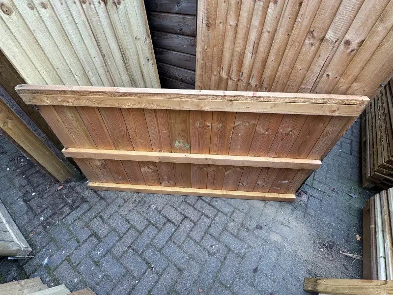 32 Chart Shiplap Single Sided Fence Panel 1830mm Wide x 950mm High Clearance 