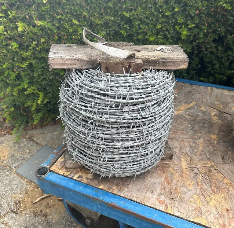 High Tensile Barbed Wire Discounted Stock 