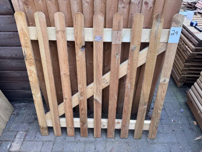 29 Palisade Round Top Garden Gate 1120mm Wide x 1125mm High Clearance