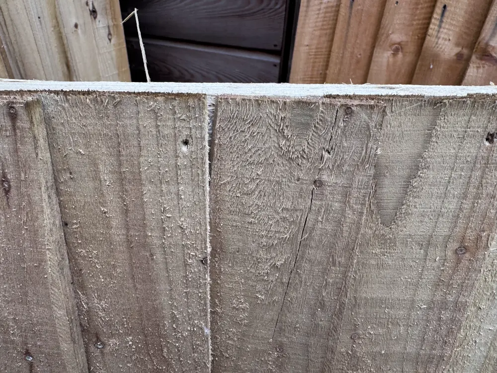 36 Featheredge Close Boarded Fence Panel 1824mm Wide x 900mm High Clearance