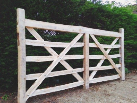 Chestnut Cleft Five Bar Field Gate Side