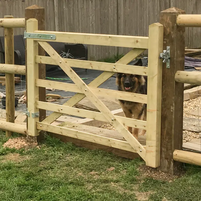 Charlton Forester Five Bar Gate