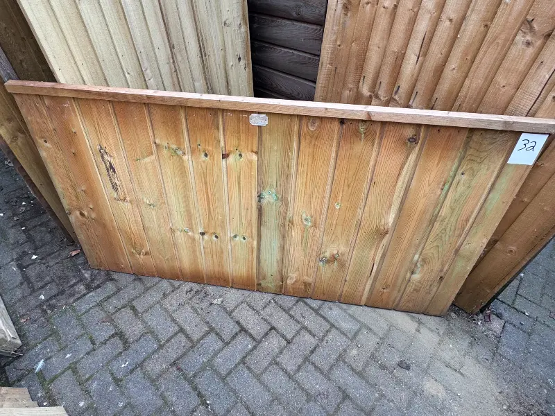 32 Chart Shiplap Single Sided Fence Panel 1830mm Wide x 950mm High Clearance 