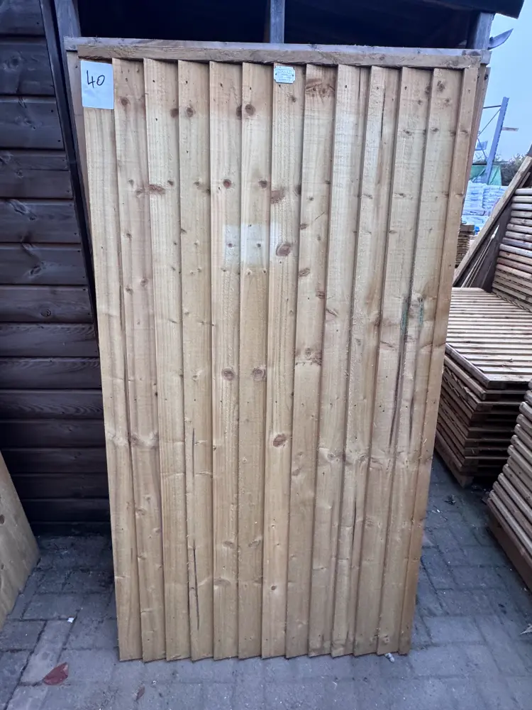 40 Chart Featheredge Garden Gate 998mm Wide x 1835mm High Clearance