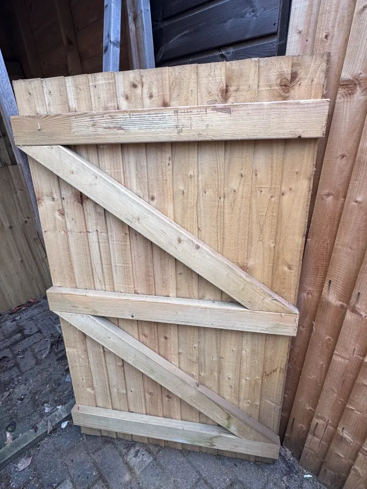 21 Value Featheredge Garden Gate Clearance Stock