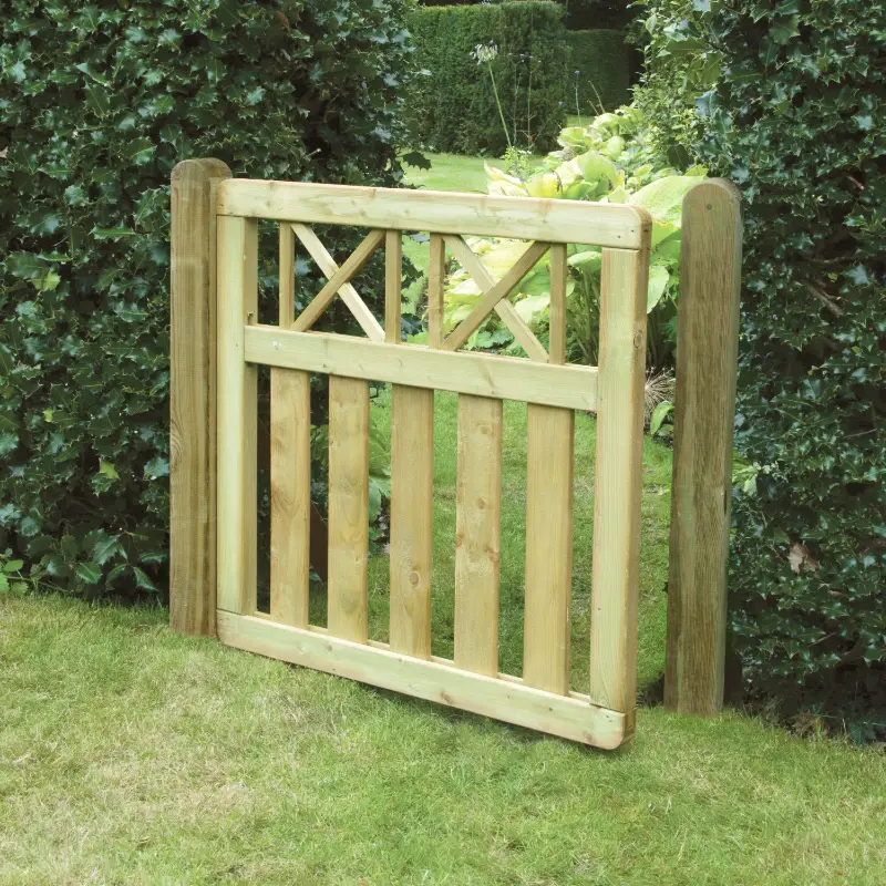 Elite Cross Garden Gate