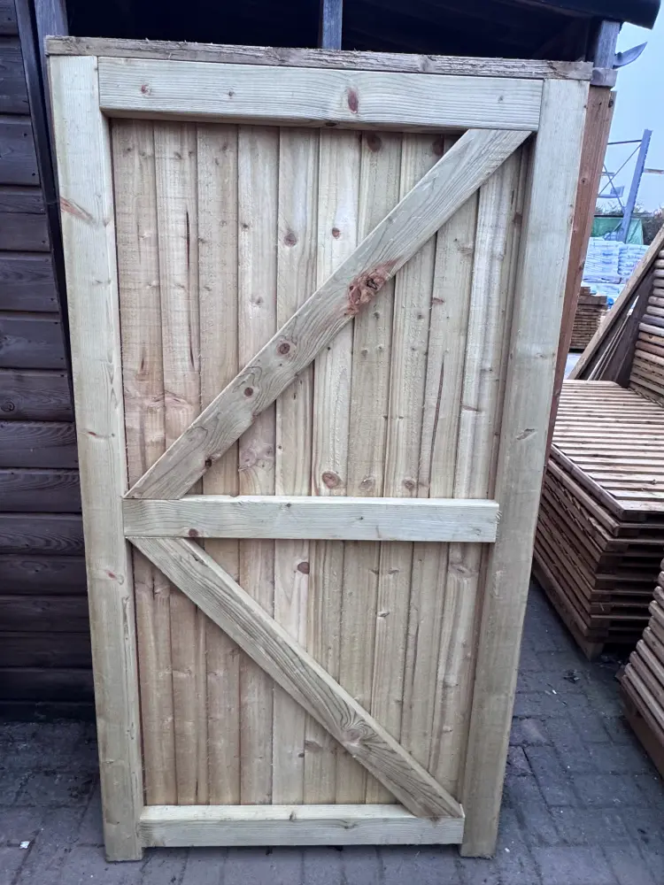 40 Chart Featheredge Garden Gate 998mm Wide x 1835mm High Clearance