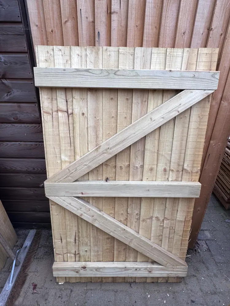 43 Value featheredge Garden Gate 00mm Wide x 1497mm High Clearance 